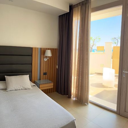 Almare' B&B Torre Santa Sabina Exterior foto